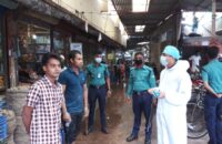 বরিশালে মাস্ক না পড়ার অপরাধে ২ হাজার টাকা জরিমানা