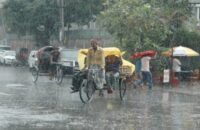 বরিশালে আগামী ৭২ ঘণ্টায় অব্যাহত বজ্রসহ বৃষ্টিপাতের আশঙ্কা