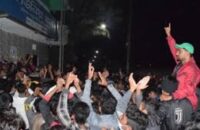 আওয়ামীলীগ নেতাকে মারধরের ঘটনায় মামলা না নেয়ায় থানা ঘেরাও অতঃপর ফরচুন সু মালিকের বিরুদ্ধে মামলা গ্রহণ