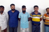 ডিবি পরিচয়ে থ্রি হুইলার ছিনতাই, বরিশালে গ্রেফতার ৫
