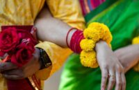 ভার্চুয়াল সম্পর্কে হারাচ্ছে ভালোবাসার বন্ধন