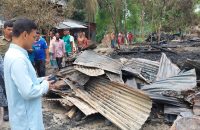 পটুয়াখালীতে ঈদের রাতে আওয়ামী লীগ নেতার বাড়িতে আগুন