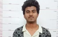 থানায় ঢুকে পুলিশকে কিল-ঘুষির অভিযোগে মামলা, তরুণ গ্রেফতার