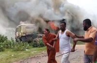 কলাপাড়ায় ব্যবসাপ্রতিষ্ঠানে হামলা চালিয়ে আগুন দিল কেন্দ্রীয় স্বেচ্ছাসেবক দল নেতা