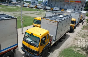 ভোলা থেকে গ্যাস নেওয়া ২২ লরি আটকে দিলেন আন্দোলনকারীরা