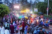 ঈদের ছুটিতে বরিশালের বিনোদন কেন্দ্রগুলোতে দর্শনার্থীদের উপচে পড়া ভিড়