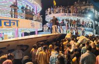 ঢাকায় ফিরছে দক্ষিণের মানুষ, ভিড় বাড়ছে লঞ্চে