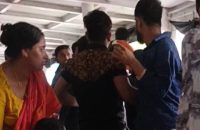 সিট বাণিজ্যের অভিযোগ, লঞ্চের মধ্যে বিএনপি নেতাকে যাত্রীদের কিল-ঘুষি, লাথি