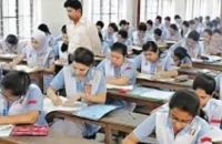 বরিশালে এইচএসসি পরীক্ষার প্রথমদিনে অনুপস্থিত ১ হাজার ২৯ জন পরীক্ষার্থী