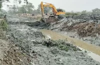 পানিপ্রবাহ বন্ধ! বরিশাল শহরজুড়ে জলাবদ্ধতার আশঙ্কা