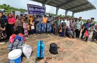 ইঞ্জিন বিকল হয়ে মেঘনায় ভাসতে থাকা অর্ধশতাধিক যাত্রী উদ্ধার