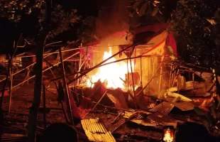 বরিশালে যাত্রাপ্যান্ডেল ভাঙচুর, অগ্নিসংযোগ
