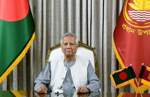 ‘১৬ বছর মানুষ ভোট দেখেনি, তাদের স্মৃতিতে কেন্দ্রে মারামারি-ভোট চুরি’