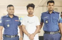 বাসায় আটকে রেখে ৪ স্কুলছাত্রীকে ধর্ষণ, শিক্ষক কারাগারে