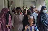 বাউফলে উপবৃত্তির টাকা না পাওয়ায় মাদ্রাসা সুপারের বিরুদ্ধে শিক্ষার্থীদের বিক্ষোভ