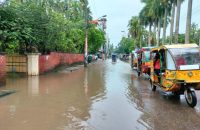 নিম্নচাপের প্রভাব: দক্ষিণাঞ্চলে নদ–নদীর পানি বিপৎসীমার ওপরে