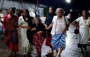 বরিশালে তরুণীকে ধর্ষণের হাত থেকে বাঁচিয়ে লম্পটকে পুলিশে দিল হিজড়ারা
