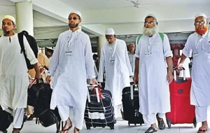 দেশে ফিরেছেন ৭৬ হাজার ৭৬৮ হাজি, মৃত্যু ৪৪ জনের
