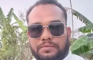 বাউফলে আসামীদের ভয়ে বাড়ি ছাড়া বাদীর পরিবার