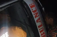 চালকের ঘুমে উল্টে গেল লাশবাহী অ্যাম্বুলেন্স
