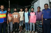 মেঘনায় ডুবে গেল বালুবোঝাই ৭ বাল্কহেড, ১৩ জনকে উদ্ধার