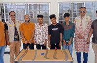 বরিশালে কুখ্যাত মাদক ব্যবসায়ী রাসেল মেম্বারসহ গ্রেফতার ৪, অস্ত্র-ইয়াবা উদ্ধার