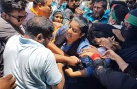 বরিশালে পুলিশের বিরুদ্ধে আন্দোলনকারীদের নির্যাতনের অভিযোগ