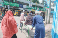 শেবাচিম হাসপাতাল: চিকিৎসাসেবা না পেয়ে ফিরে যাচ্ছে রোগীরা