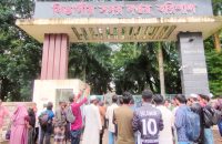স্বাস্থ্য উপদেষ্টা অথর্ব, উনাকে দিয়ে কিছু হবে না : মহিউদ্দিন রনি