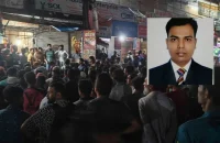 বিকেলে চাঁদাবাজি নিয়ে লাইভ, রাতে প্রকাশ্যে সাংবাদিককে কুপিয়ে হত্যা