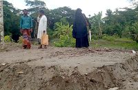 জামিনে বের হয়ে বাদীর ঘর ভেঙে নিলেন যুবদল নেতা