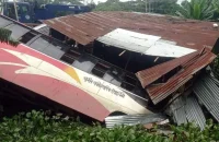 বরিশালে নিয়ন্ত্রণ হারিয়ে খালে পড়ল বাস