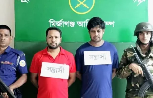 মির্জাগঞ্জে সন্ত্রাসী কর্মকাণ্ডে জড়িত থাকায় ৩ জন গ্রেপ্তার