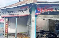 লালমোহনে অগ্নিকান্ড কোটি টাকার ক্ষতি