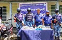 পটুয়াখালীতে যৌথ অভিযানে বৈদেশিক মুদ্রাসহ ৩৫ লাখ টাকার মাদক জব্দ