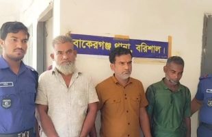 বরিশালে ডাকাত আখ্যা দিয়ে যুবককে পিটিয়ে হত্যা, তিন আসামি গ্রেপ্তার