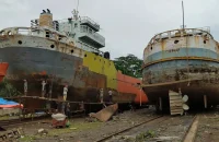 পিরোজপুরে সংকটে ডকইয়ার্ড শিল্প, কর্মহীন আড়াই হাজার শ্রমিক