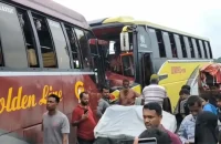 ঢাকা-বরিশাল মহাসড়কে দুই বাসের সংঘর্ষে আহত ২০