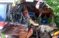 বরিশালে দুই বাসের সংঘর্ষে আহত ৬