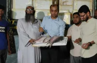 দুর্গাপূজা উপলক্ষে ভারতে গেল ইলিশের প্রথম চালান