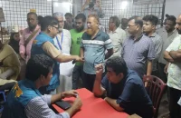 পিরোজপুরে দুই নারী নকলনবিশের কাছে মিলল ৬৭ হাজার টাকা