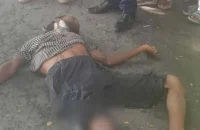 মহাসড়কের রাস্তা থেকে গোড়ালি বিচ্ছিন্ন অজ্ঞাত যুবকের লাশ উদ্ধার