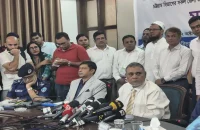 রাতের অন্ধকারে ভোট চাই না : সিইসি