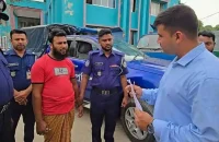 কুয়াকাটায় গভীর রাতে পর্যটকের কক্ষে গিয়ে ভিডিও ধারণ