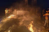 নিষেধাজ্ঞা অমান্য করে ইলিশ শিকারের দায়ে ভোলায় ১৭ জেলে আটক
