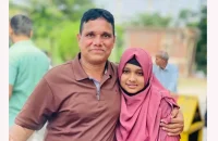 খালাসের পরেও জামিন মেলেনি,১৬ বছর পর বাবার স্পর্শ পেলেন সন্তান, আনন্দে ভাসছে পুরো গ্রাম