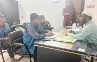 বাউফল উপজেলা স্বাস্থ্য কমপ্লেক্সে ছদ্মবেশে দুদকের অভিযান