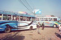 শিক্ষার্থী-শ্রমিক সংঘর্ষের জেরে বরিশালে বাস চলাচল বন্ধ, দুর্ভোগে যাত্রীরা