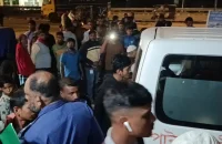 দুমকিতে মোটরসাইকেল–অটোবাইক সংঘর্ষে নিহত ১, আহত ১