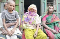 মাছ শিকারে গিয়ে সন্ধান নেই লালমোহনের ১৩ জেলের